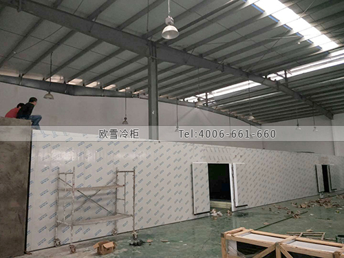 冷庫安裝防護(hù).jpg