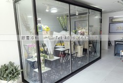 玻璃花房-深圳福田區(qū)花店小型保鮮冷庫(kù)安裝